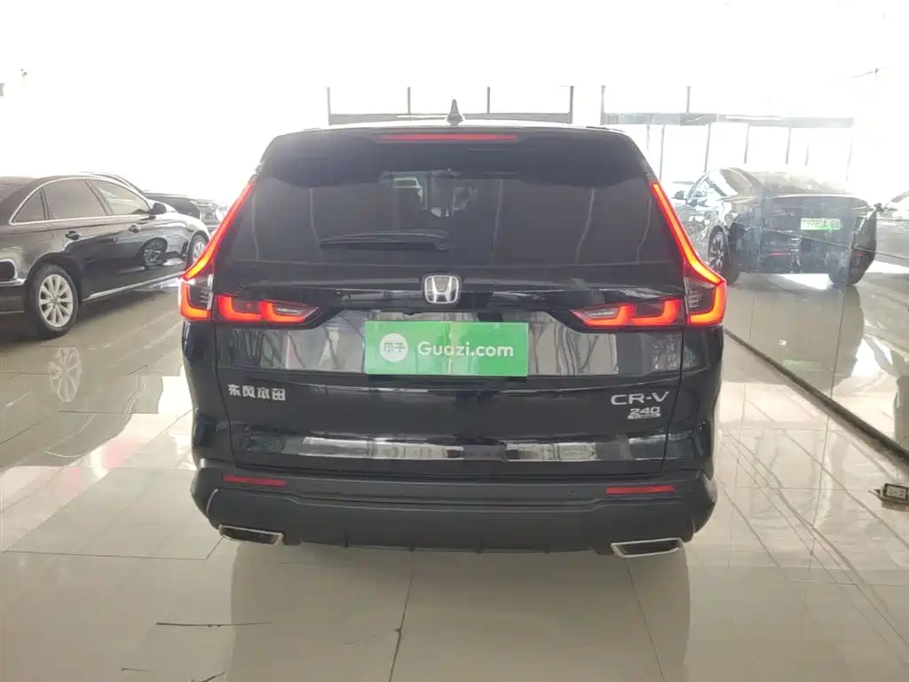 Honda CR-V 240 TURBO 2 WD Sharp Style 5-seat