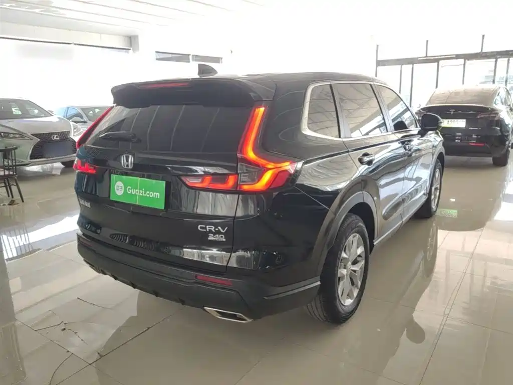 Honda CR-V 240 TURBO 2 WD Sharp Style 5-seat