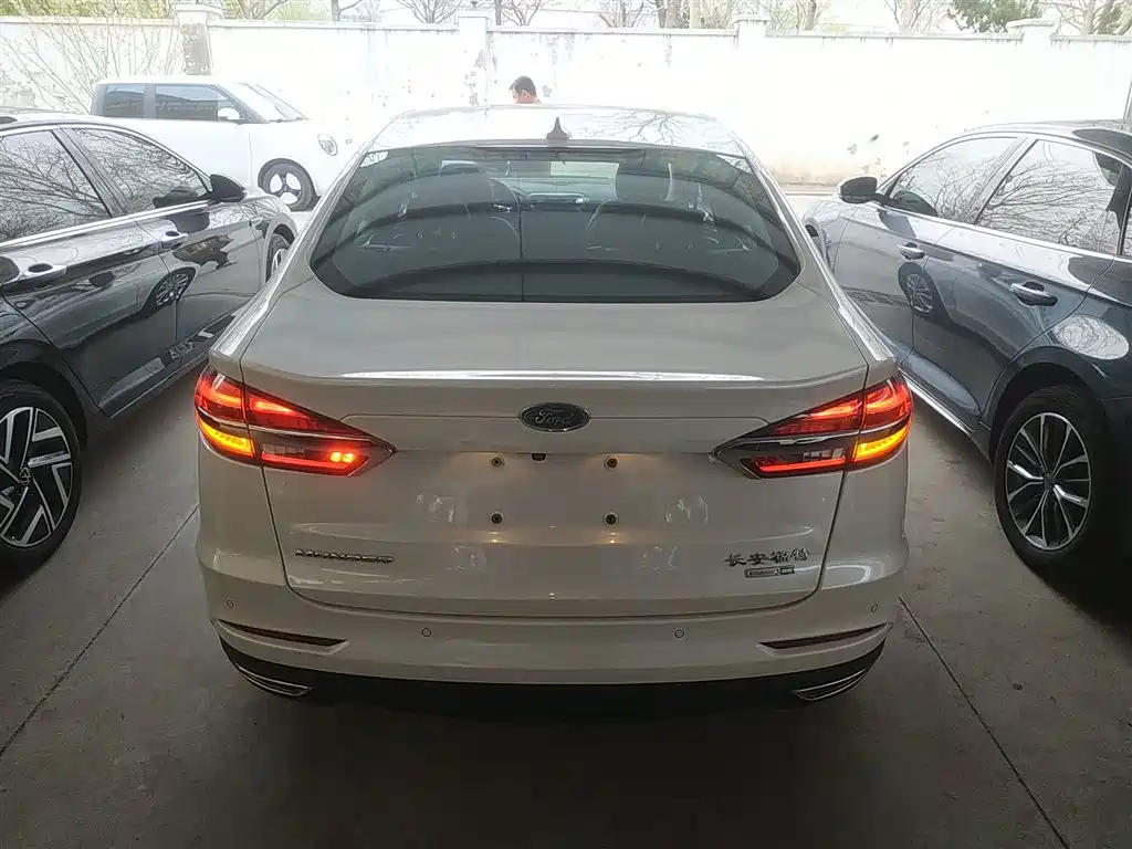 Mondeo EcoBoost 200 Fashion
