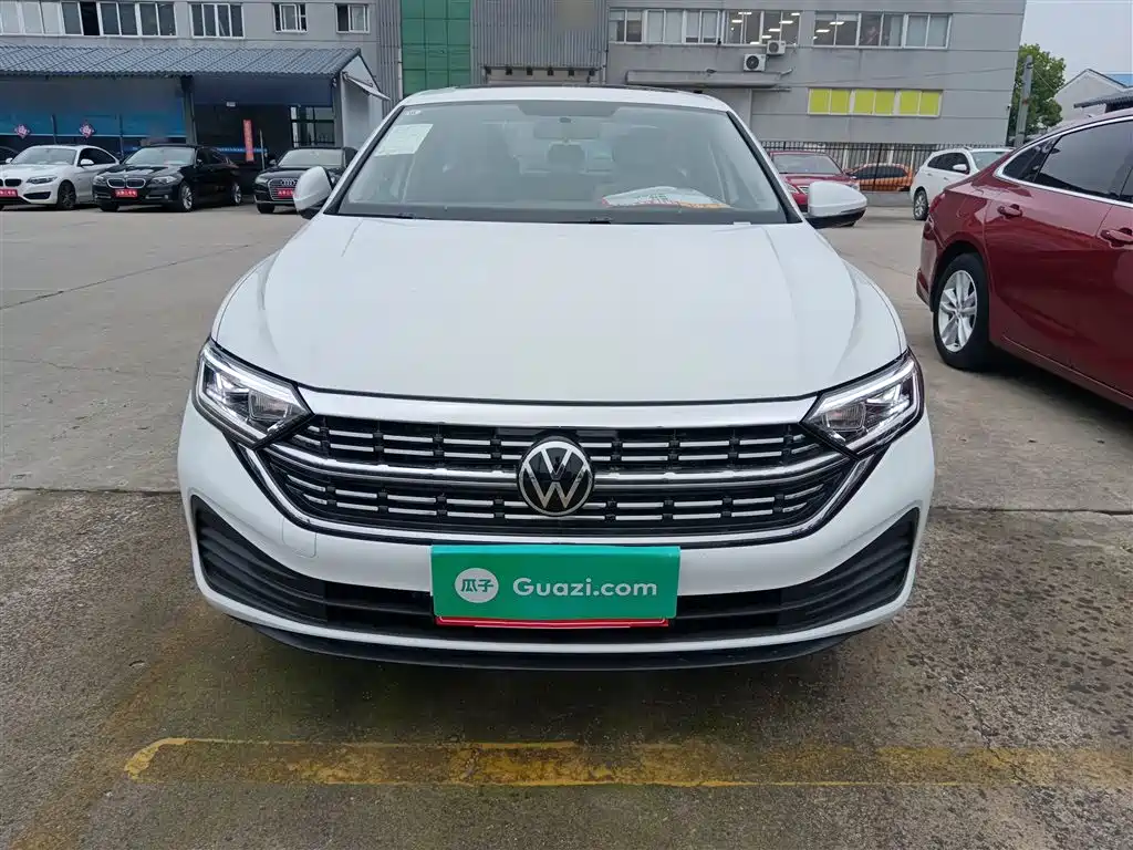 Sagitar 速腾 2025款 改款 200 TSI DSG飞越版