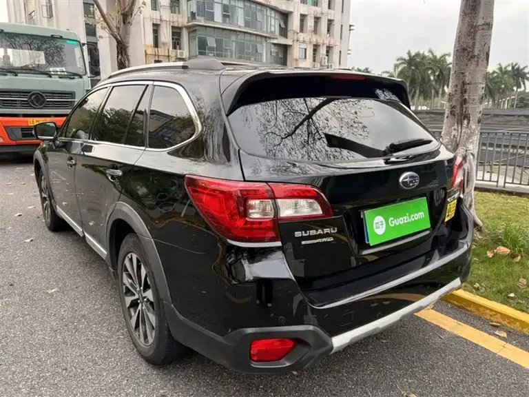 Subaru Outback 2.5 i Sport Navigation
