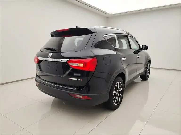 Dongfeng Fengguang 580 1.5 T Manual Luxury