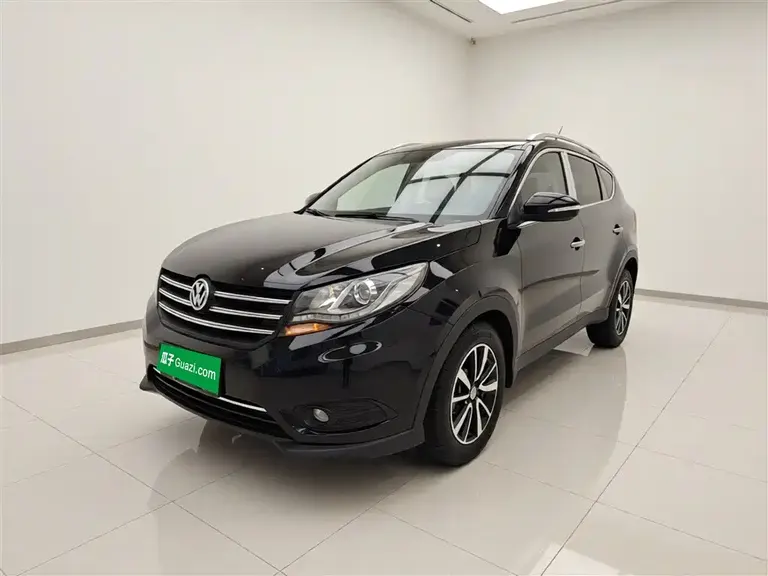 Dongfeng Fengguang 580 1.5 T Manual Luxury