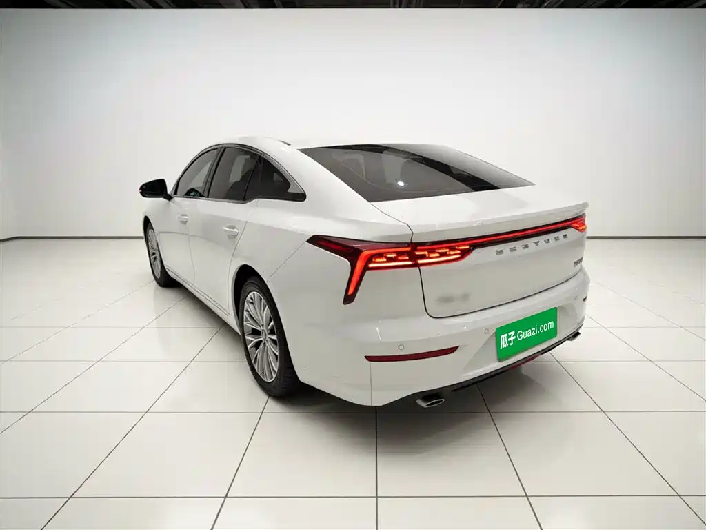 Besturn B70 3 rd Gen 1.5 T Auto Joy 70 Anniversary