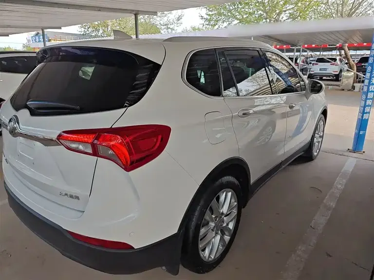 Buick Envision Plus 28 T 4 WD Elite CN-V