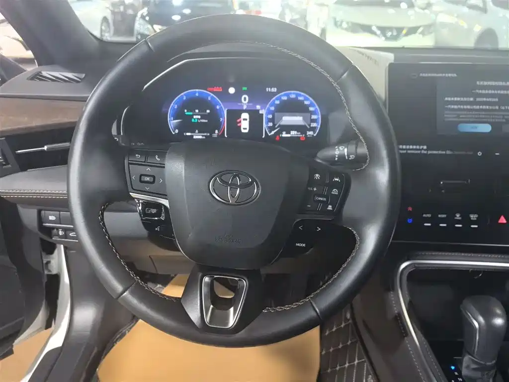 Avalon 2.0 L Luxury