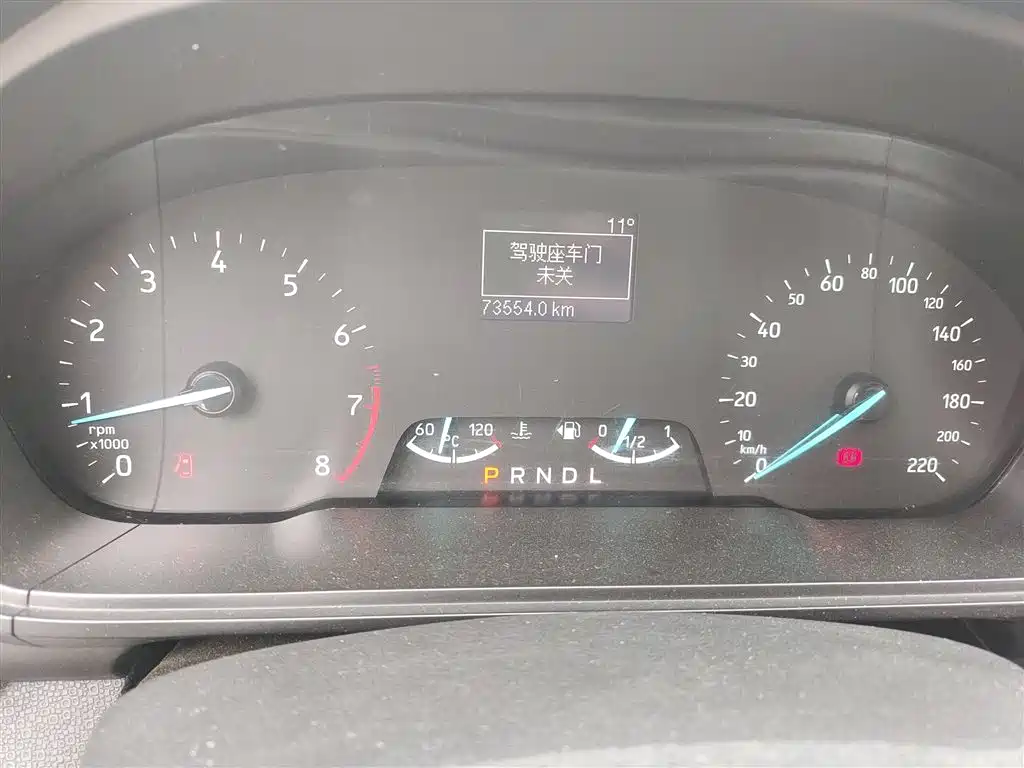 EcoSport 1.5 L Auto Platinum Wing