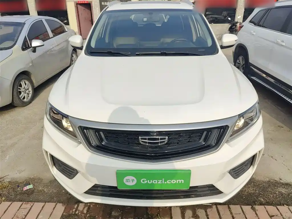 Vision X6 1.4 T CVT Distinguished