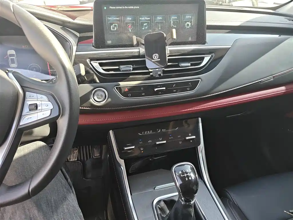 Changan CS75 长安CS75 2023款 畅享版 1.5 T 手动精英型