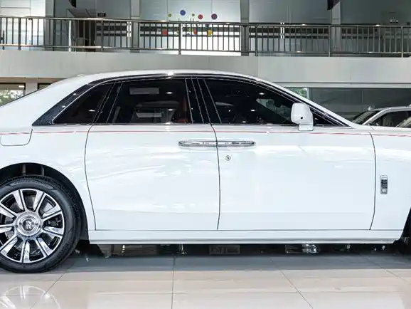 Ghost 6.7 T Standard Wheelbase