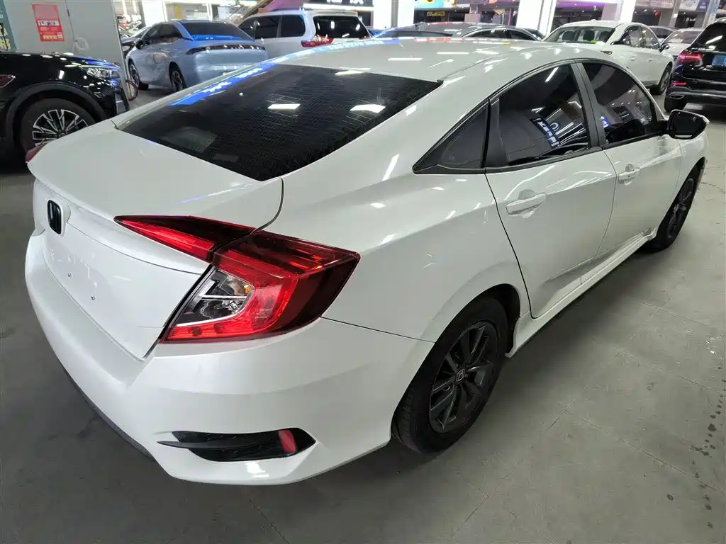 Civic 220 TURBO CVT Power Motion CN-VI