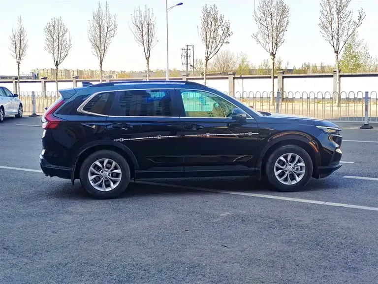 Honda CR-V 240 TURBO 2 WD Sharp Style 5-seat