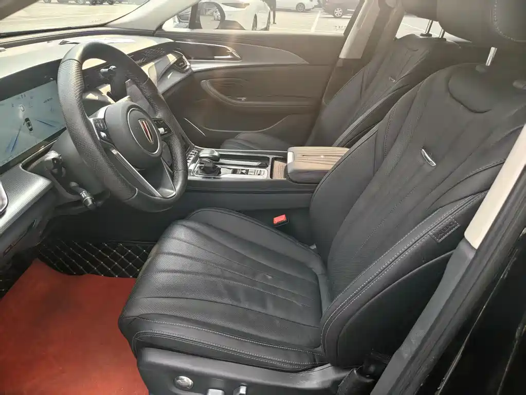 Hongqi H5 2.0 T Auto Connected Flagship