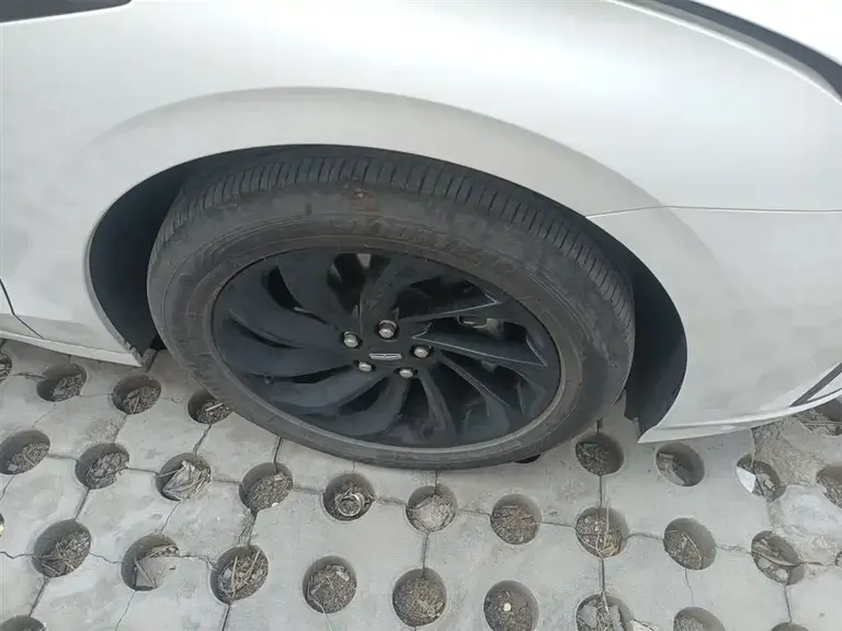 Lincoln Z 2.0 T Premium Style Hybrid