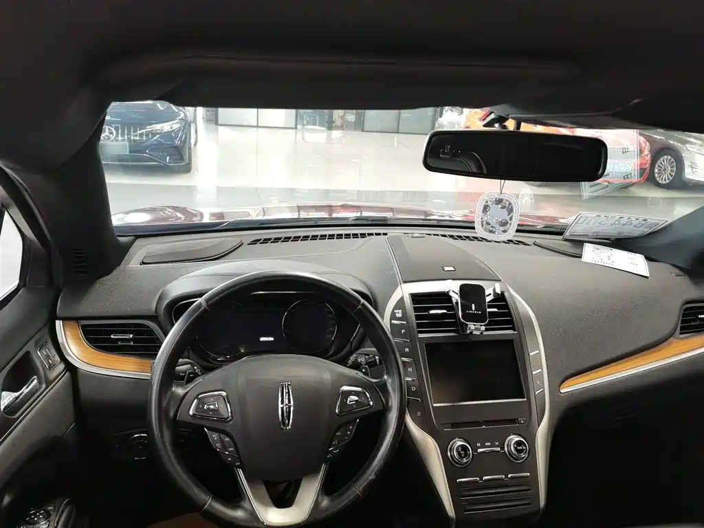 Lincoln MKC 2.0 T 2 WD Graceful