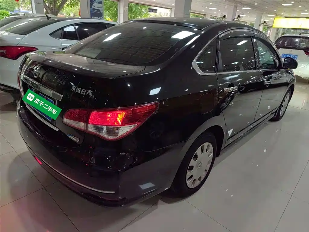 Sylphy Classic 1.6 XE CVT Comfort