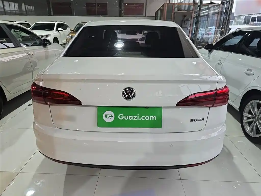 Bora 1.5 L Auto Fashion