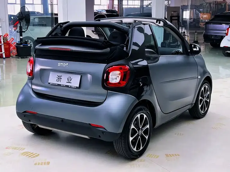 smart fortwo 1.0 L 52 kW Convertible Passion