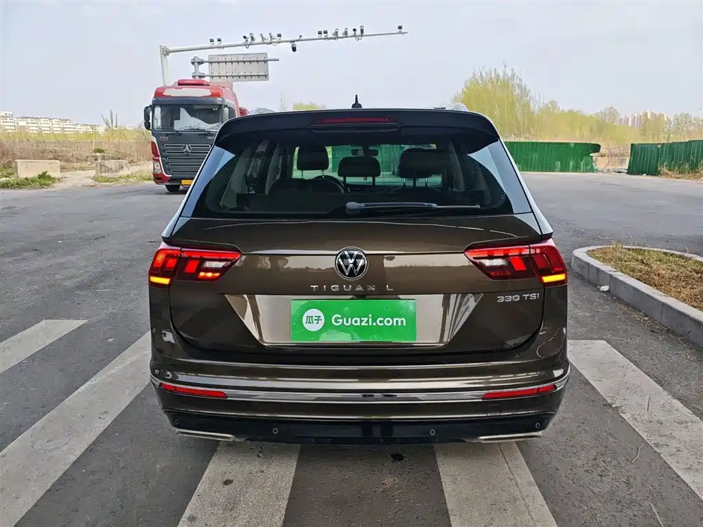 Tiguan L 330 TSI Auto 2 WD R-Line Premium