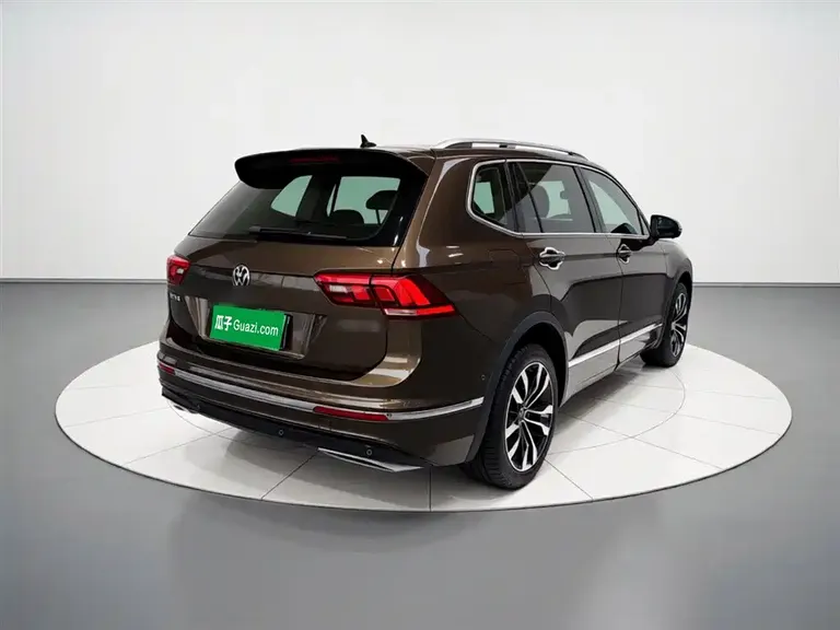 Volkswagen Tiguan L 330 TSI Auto 2 WD R-Line Premium