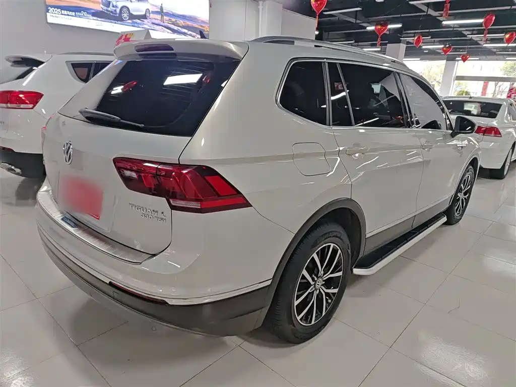 Tiguan L 330 TSI Auto 2 WD Luxury