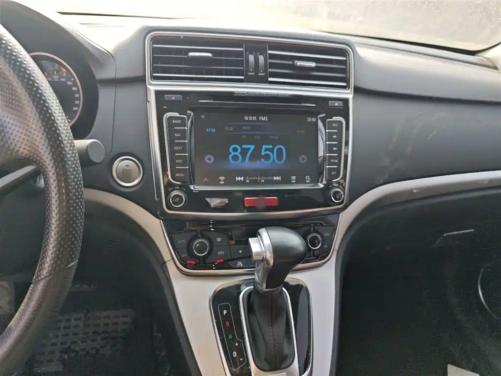 Haval M6 1.5 T Auto 2 WD Urban