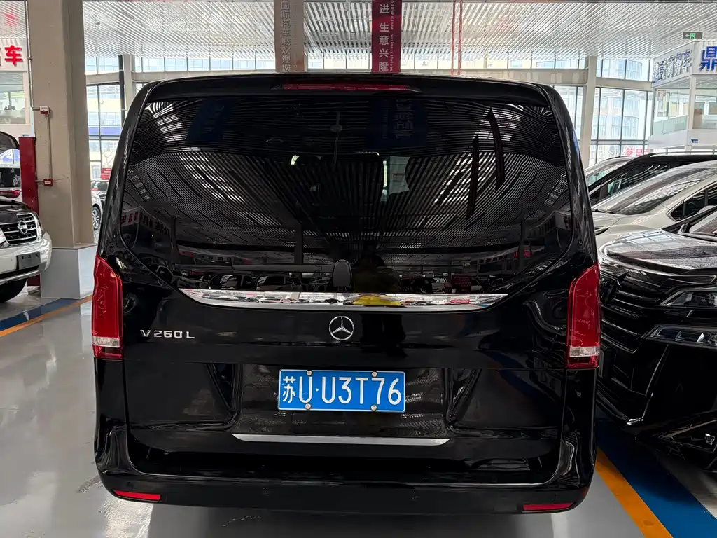 Mercedes-Benz V-Class V 260 L Distinguished Extended CN-VI