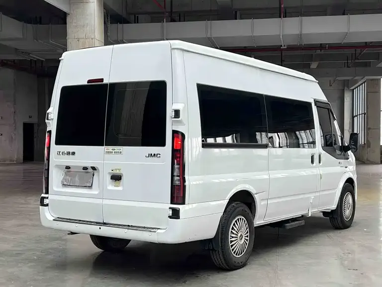 JMC Fushun 2.0 T Manual MWB Mid Roof Commercial Multi-purpose Passenger 7-seat