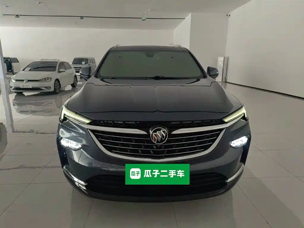Enclave 28 T 4 WD Premium Flagship