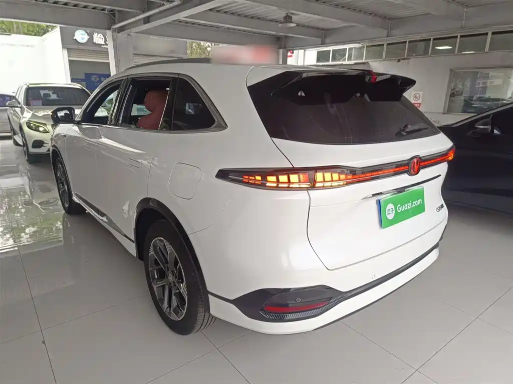 Changan CS75 PLUS 4 th Gen 1.5 T New Blue Whale Smart Premium