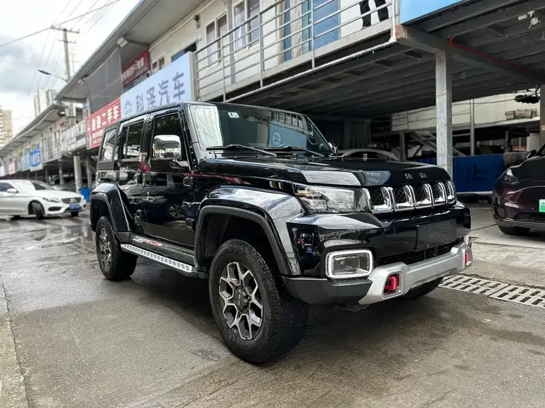 BAIC BJ40 PLUS 2.3 T Auto 4 WD Premium CN-VI