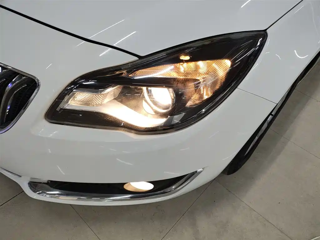 Regal 2.0 L Leading Fashion