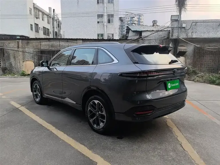 Changan CS75 PLUS 4 th Gen 1.5 T New Blue Whale Smart Premium