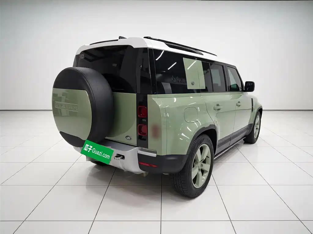 Land Rover Defender 110 3.0 T P400 75 Anniversary Legend