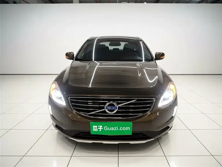 Volvo XC60 T5 AWD Smart Vision