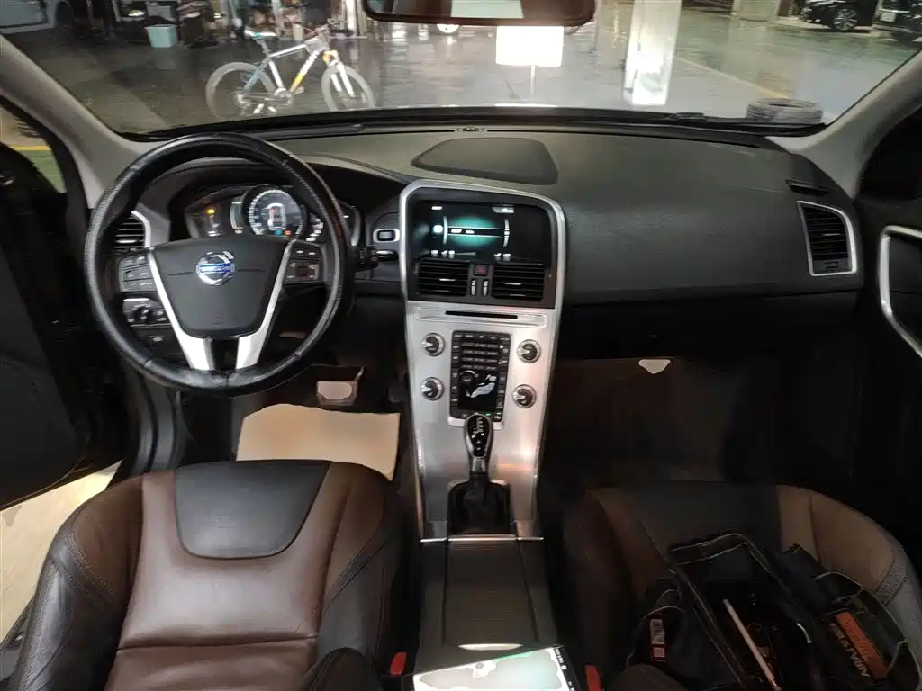 Volvo XC60 T5 AWD Smart Vision