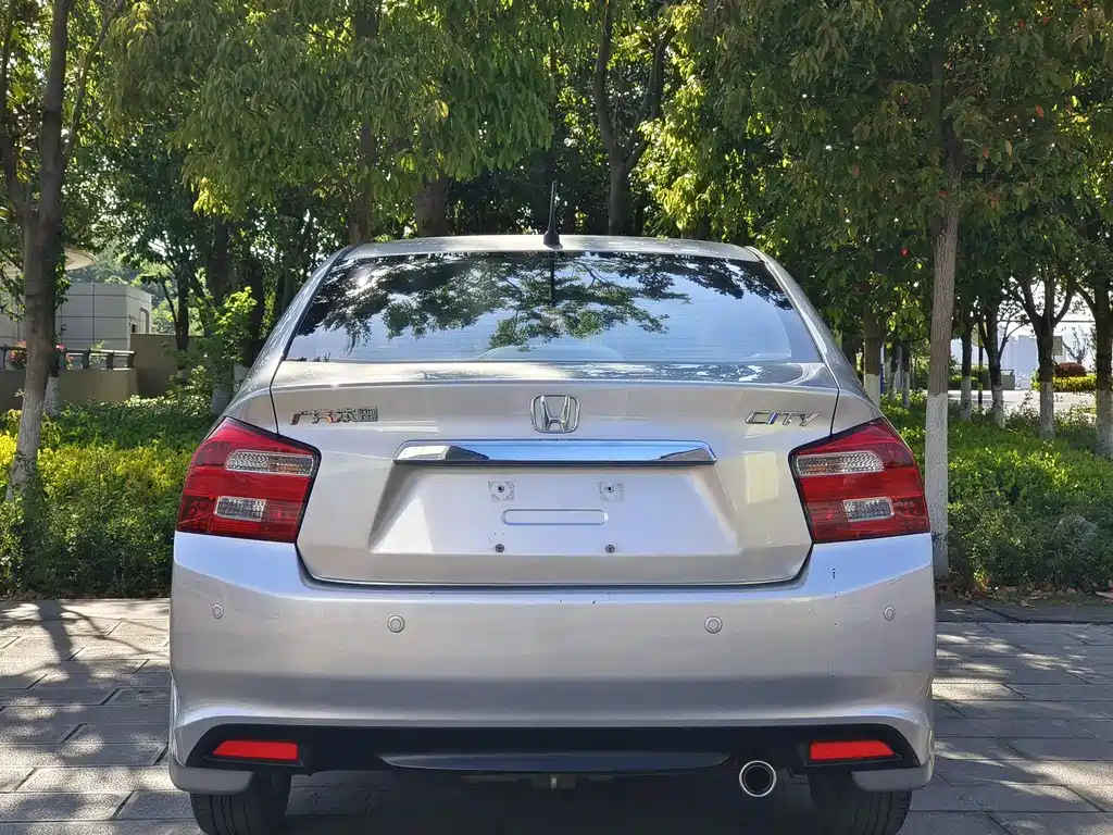 City Classic 1.5 L Auto Elite
