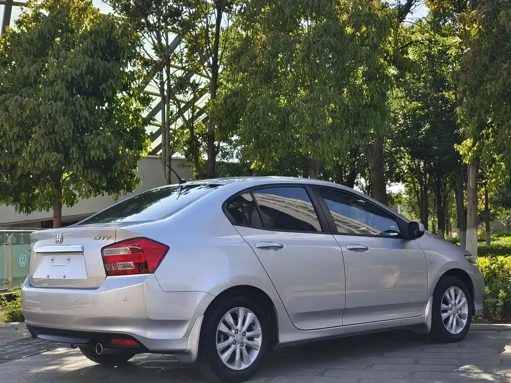 City Classic 1.5 L Auto Elite
