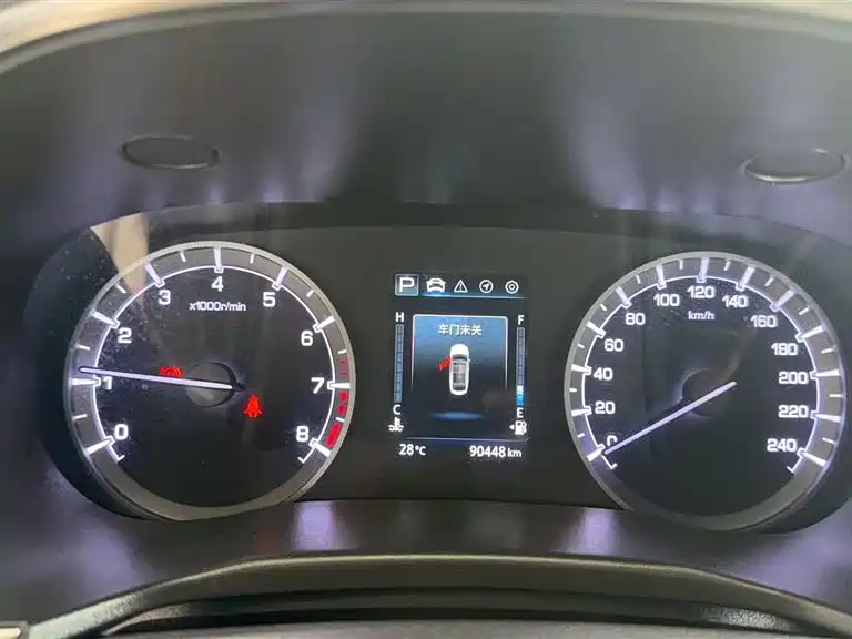 Ruicheng CC Blue Whale 1.5 T DCT Luxury