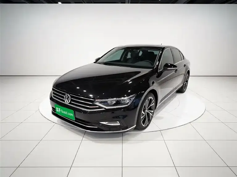 Volkswagen Magotan 330 TSI DSG Luxury