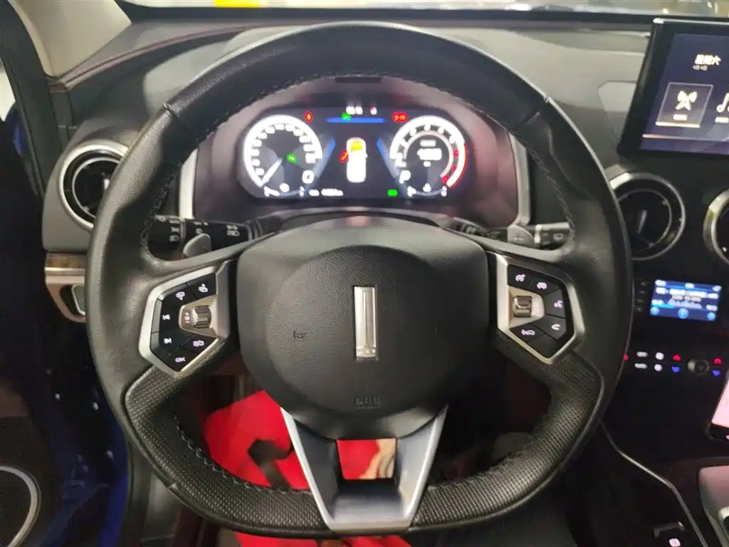 WEY VV5 1.5 T 2 WD Smart Pioneer