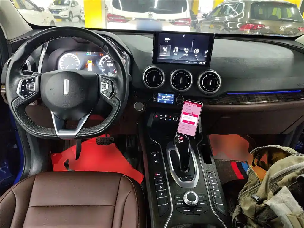 WEY VV5 1.5 T 2 WD Smart Pioneer