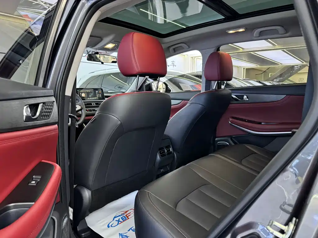 Changan CS75 Smooth Enjoyment 1.5 T DCT Distinguished