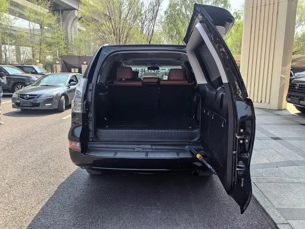 Lexus GX 400