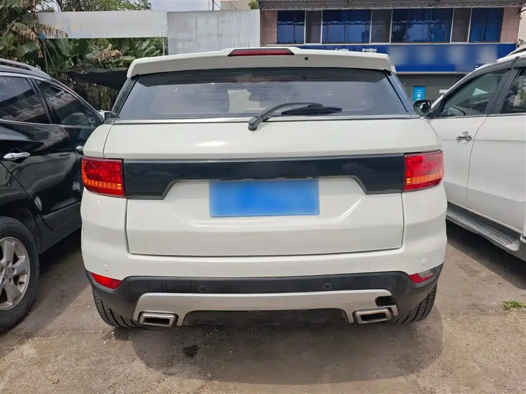 Landwind X7 2.0 T Panoramic Distinguished