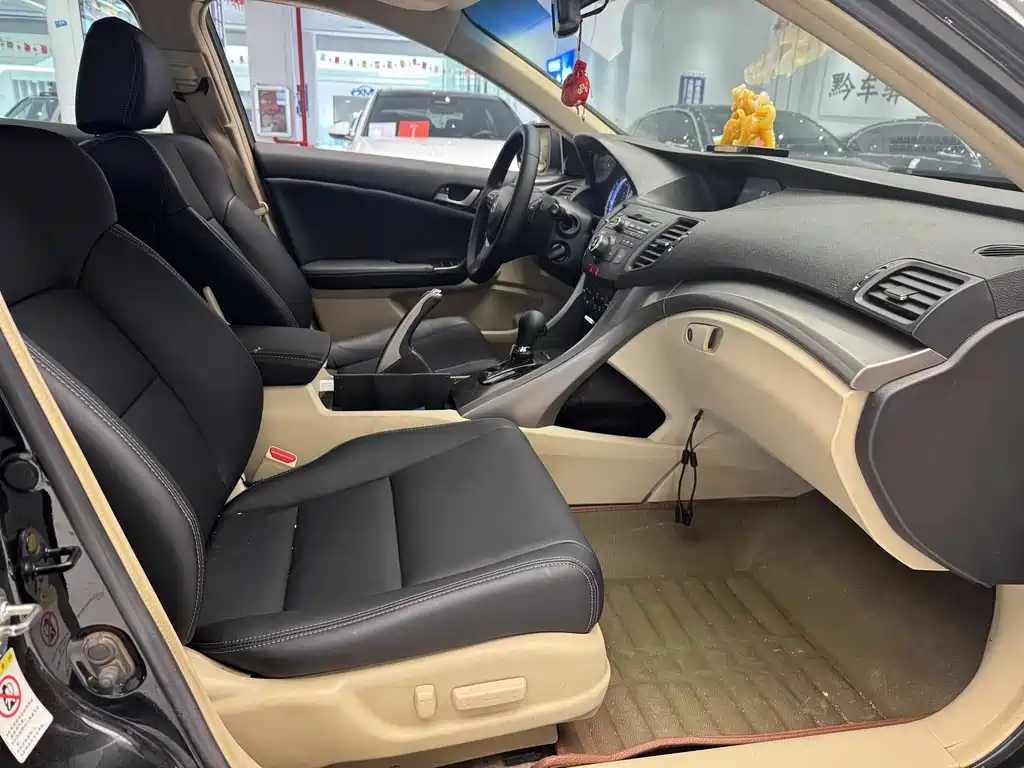 Spirior 2.4 L Distinguished