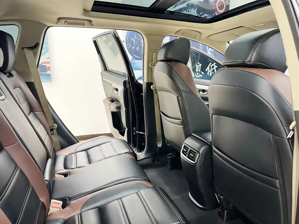 Honda CR-V 240 TURBO CVT 2 WD Comfort