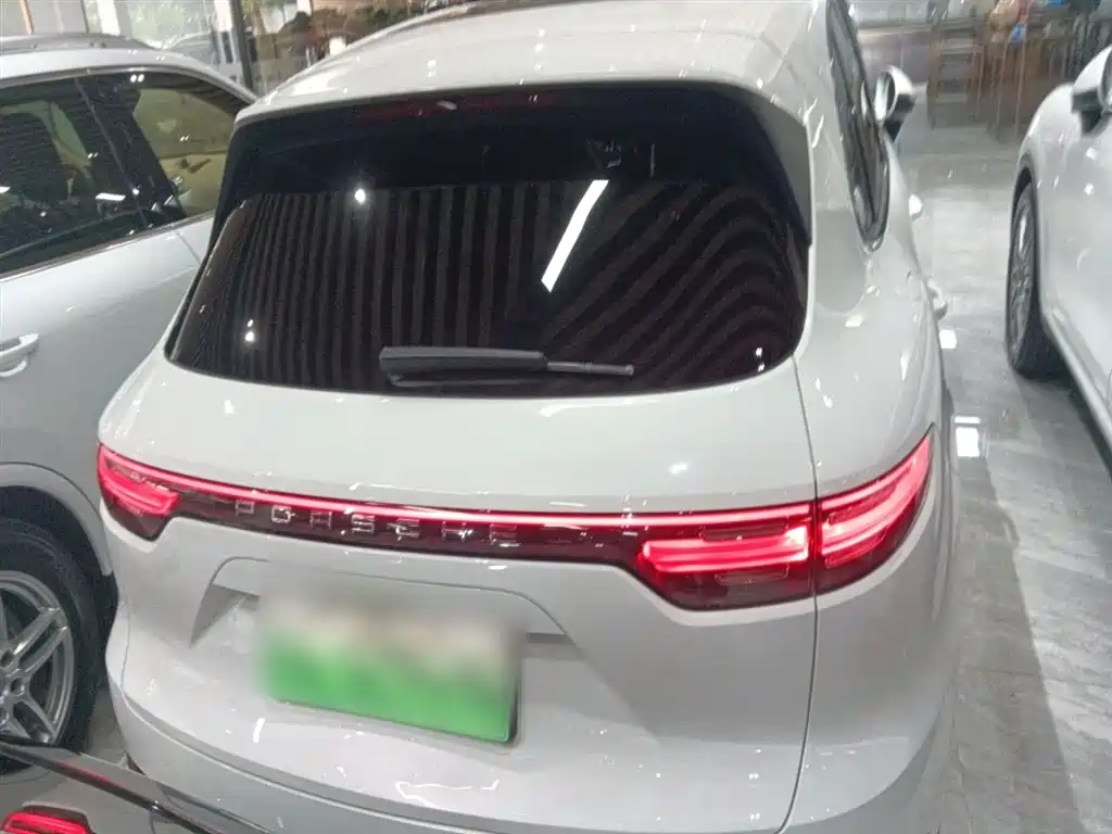 Cayenne NEV Cayenne E-Hybrid 2.0 T
