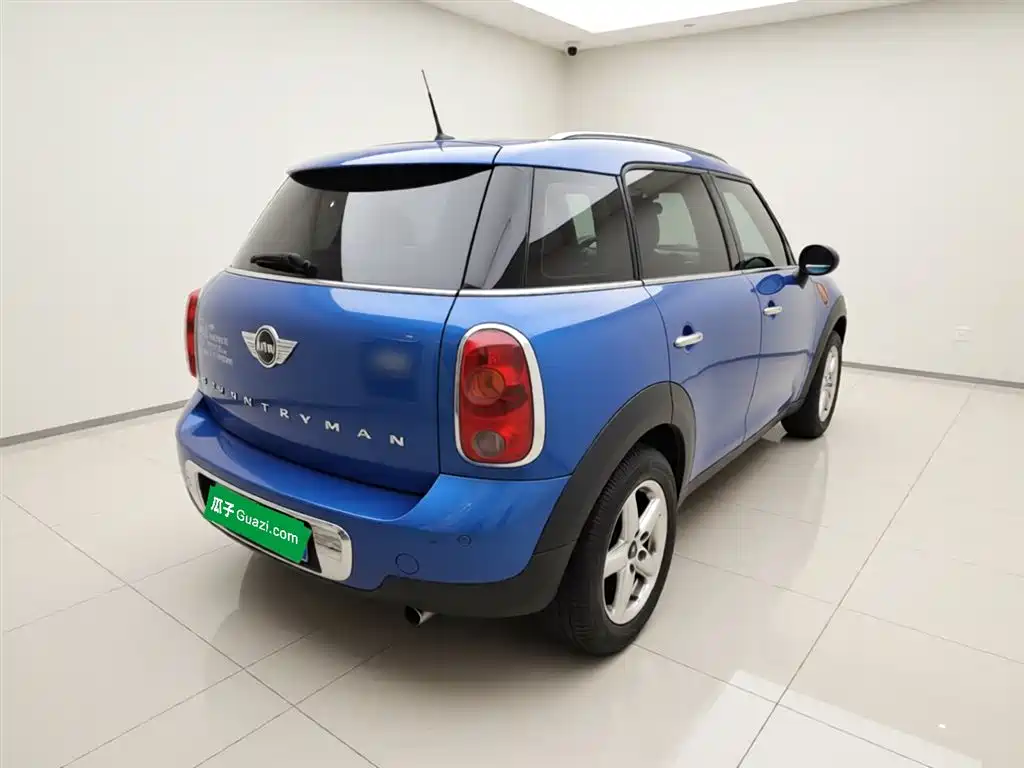 MINI COUNTRYMAN 1.6 L ONE