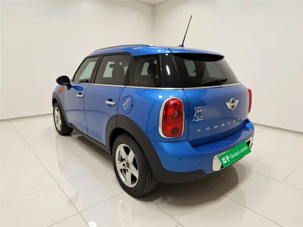 MINI COUNTRYMAN 1.6 L ONE